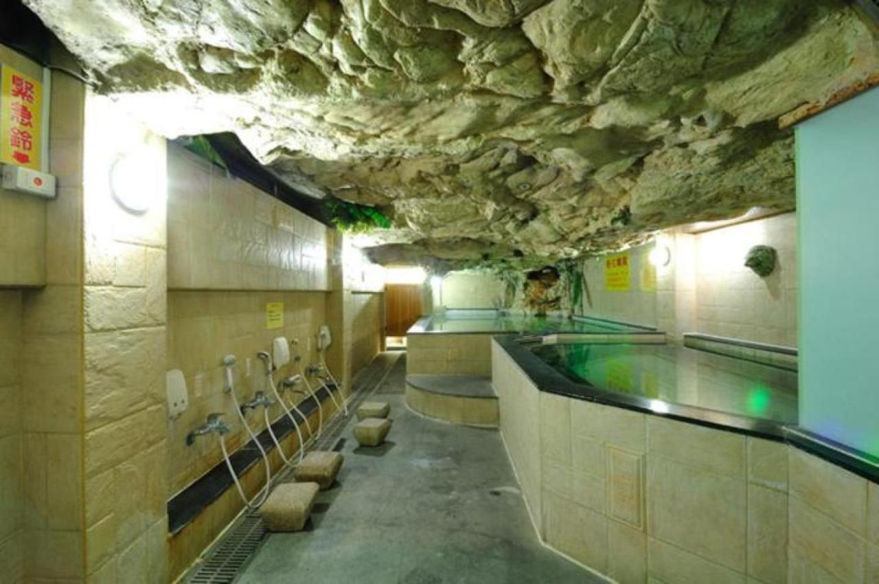 Baron'S Hot Spring Hotel Jiaoxi Zewnętrze zdjęcie