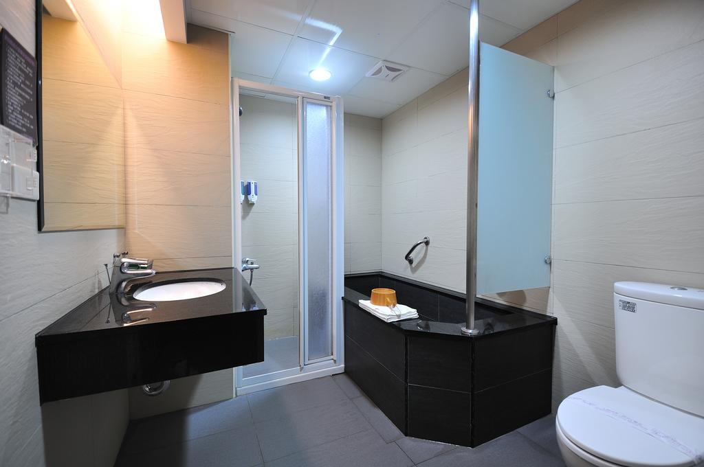 Baron'S Hot Spring Hotel Jiaoxi Zewnętrze zdjęcie